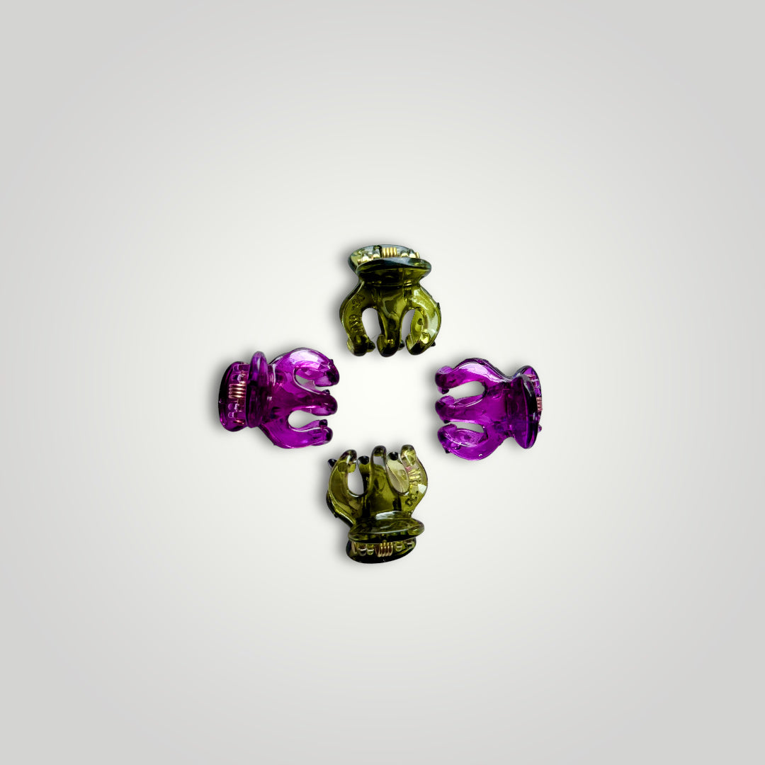 4 units of mini claw clips in retro. Colors: Olive Green and Grape.