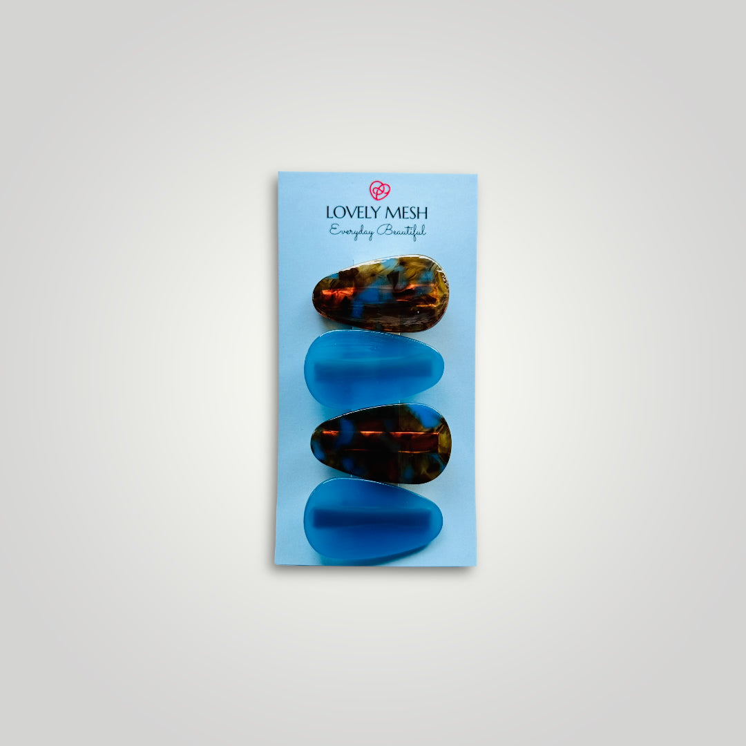4 drop-shaped small clips, colors: Electric Blue and Brown with Blue.